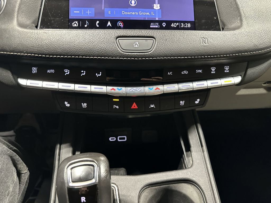 Used 2019 Cadillac XT4 Premium Luxury FWD image 17