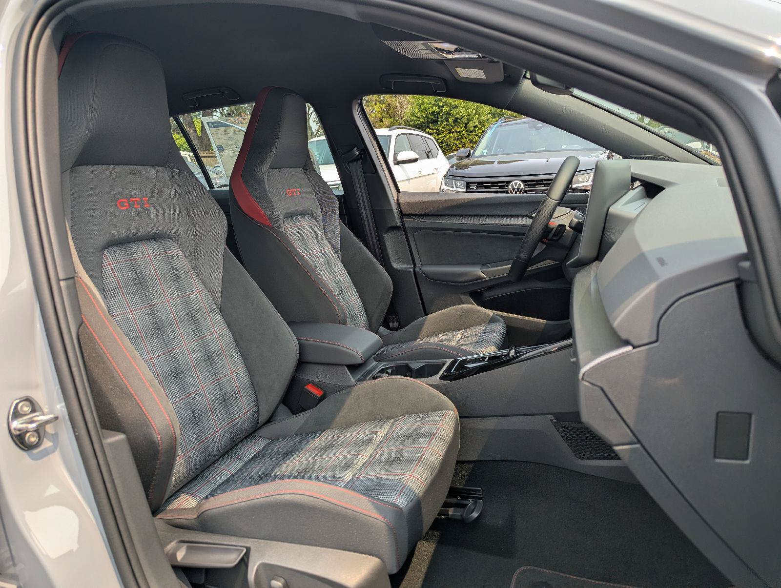 New 2026 Volkswagen Golf S FWD image 32
