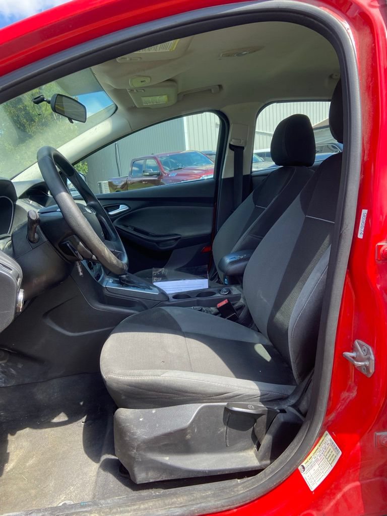 Used 2014 Ford Focus SE FWD image 11