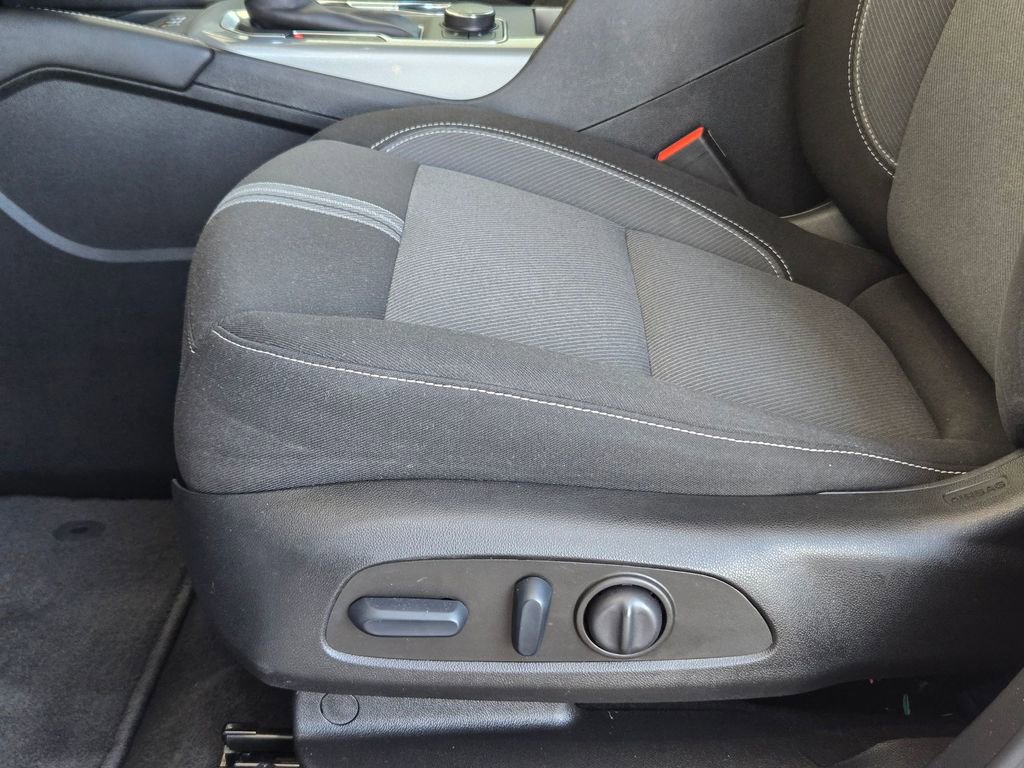 Used 2023 Chevrolet Blazer LT w/ Convenience Package image 13