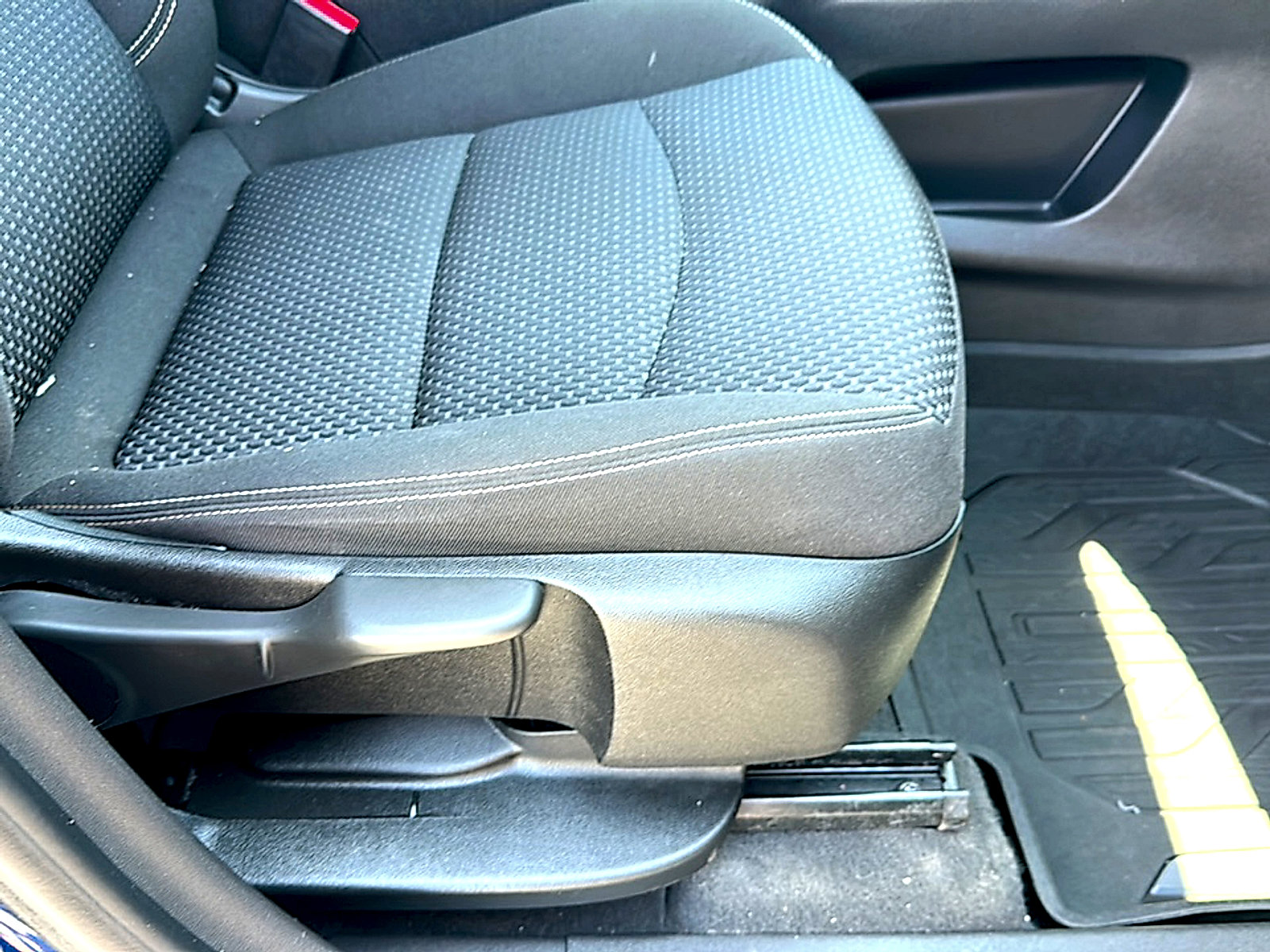 Used 2022 GMC Terrain SLE w/ Driver Convenience Package FWD image 25