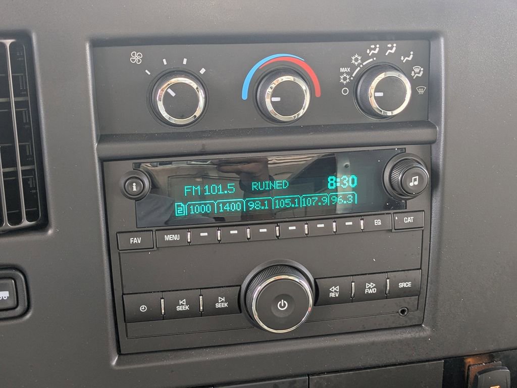 New 2025 Chevrolet Express 4500 w/ Power Convenience Package image 22