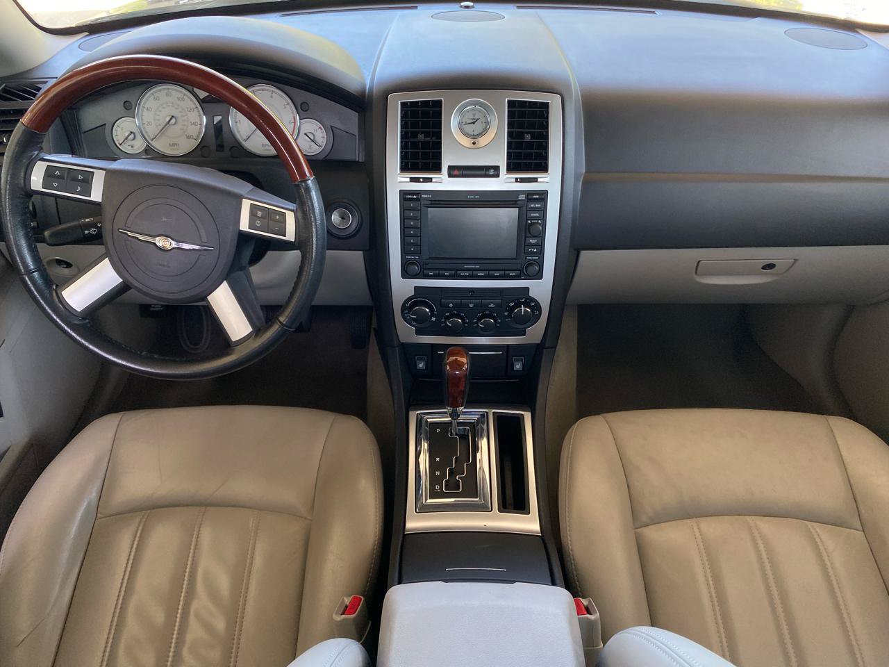 Used 2007 Chrysler 300 C RWD image 21