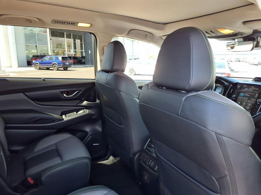 Used 2023 Subaru Ascent Onyx Edition Limited AWD/4WD image 20