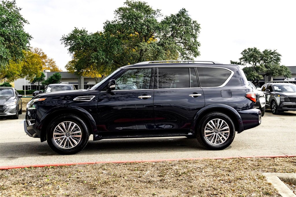 Used 2023 Nissan Armada SL w/ Captain's Chairs Package image 8
