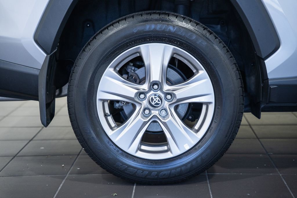 Used 2023 Toyota RAV4 XLE w/ Convenience Package AWD/4WD image 16