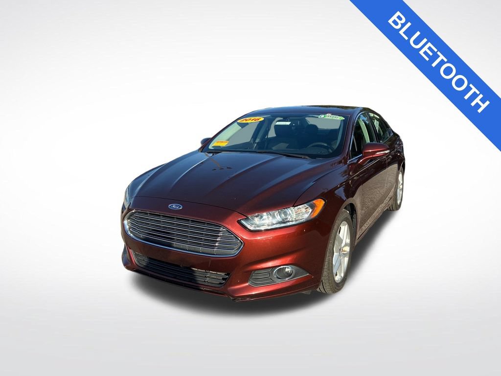 Used 2016 Ford Fusion SE w/ Equipment Group 202A FWD image 8