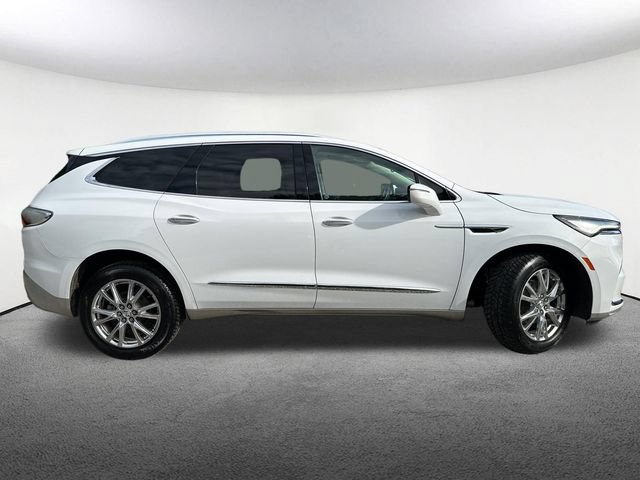 Certified 2023 Buick Enclave Essence w/ Experience Buick Package AWD/4WD image 17