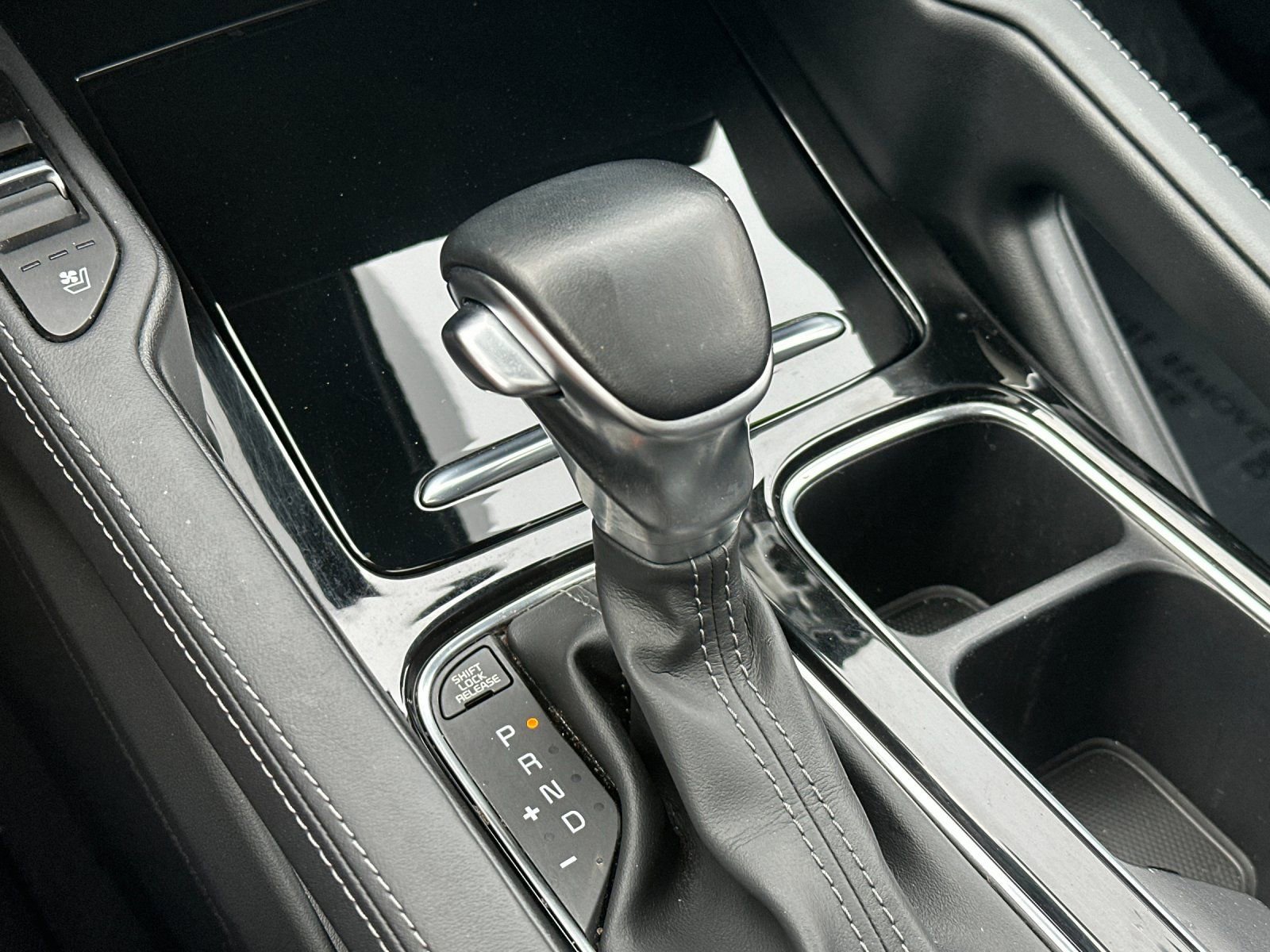 Used 2022 Kia Telluride EX image 23