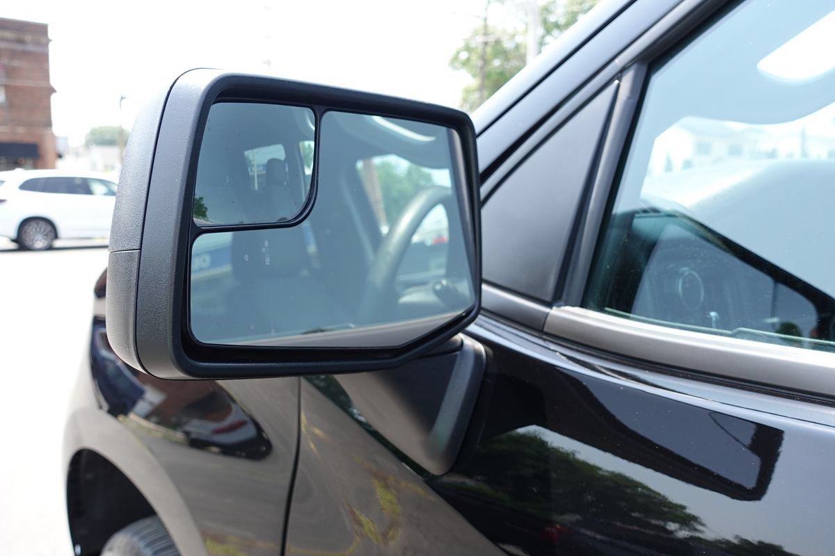 Used 2024 Chevrolet Silverado 1500 Custom AWD/4WD image 14