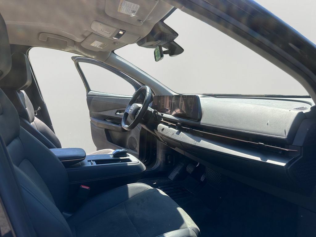 Used 2023 Nissan Ariya FWD image 11