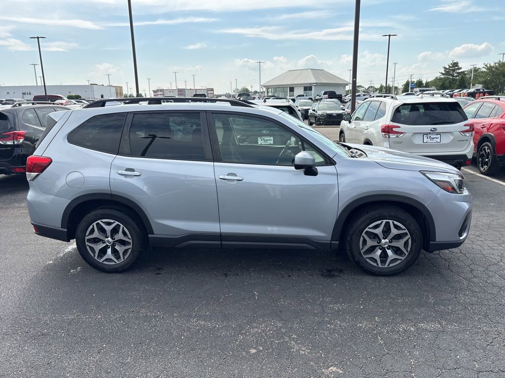 Used 2021 Subaru Forester Premium w/ Popular Package #1 AWD/4WD image 2
