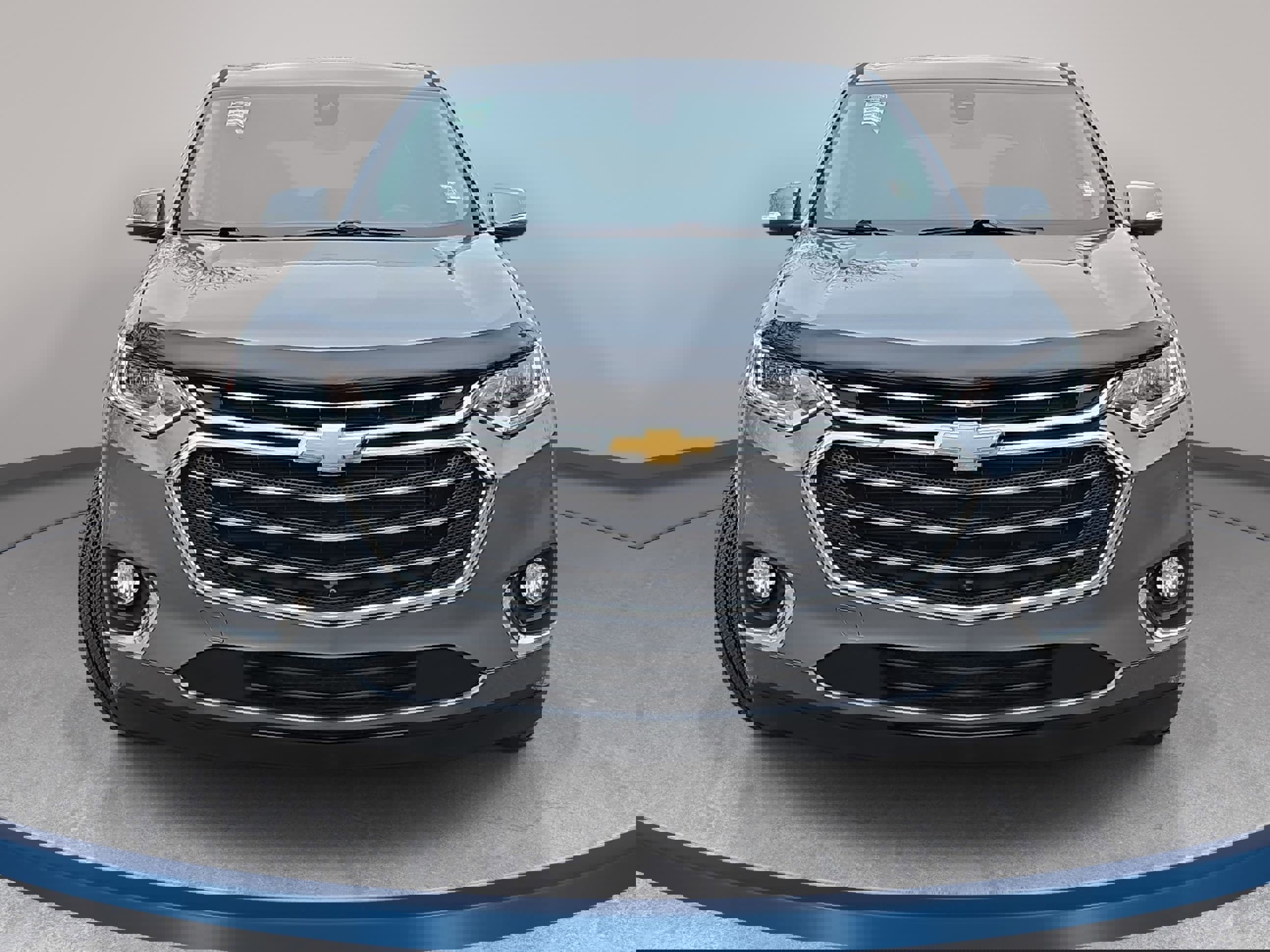 Used 2021 Chevrolet Traverse Premier image 2