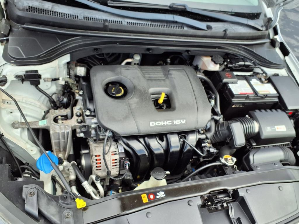 Used 2018 Hyundai Elantra Value Edition FWD image 33