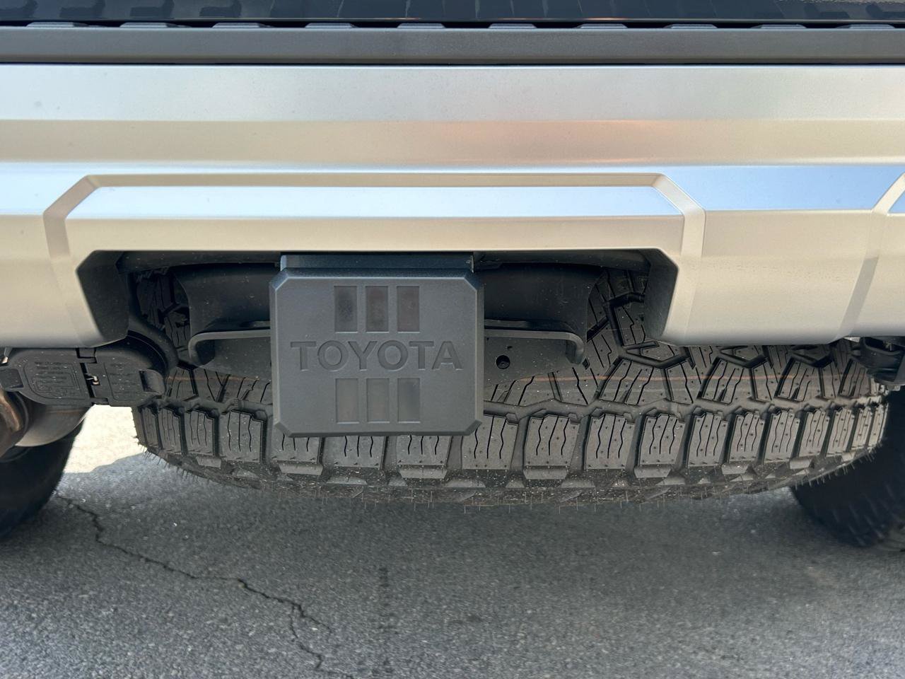 Used 2025 Toyota 4Runner Trailhunter AWD/4WD image 42