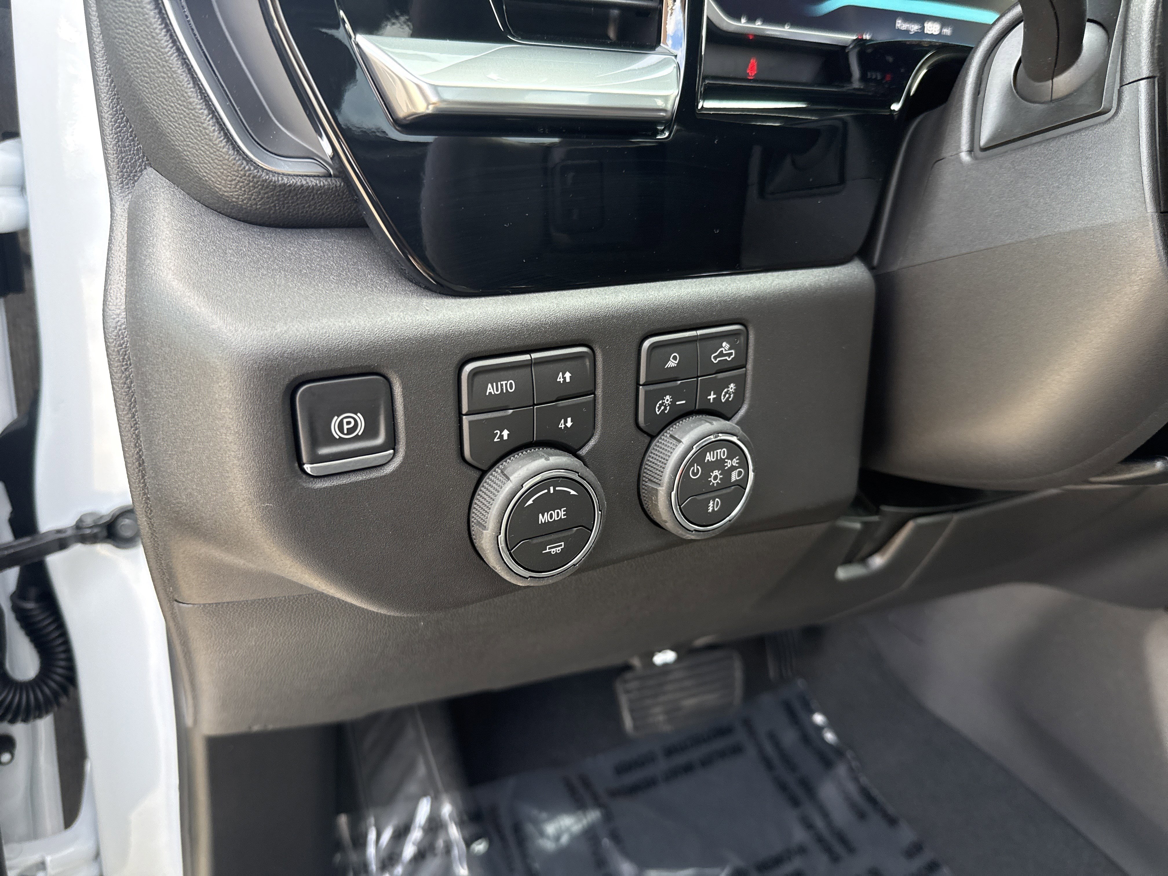 New 2026 Chevrolet Silverado 1500 LT Trail Boss w/ LT Trail Boss Premium Package image 16