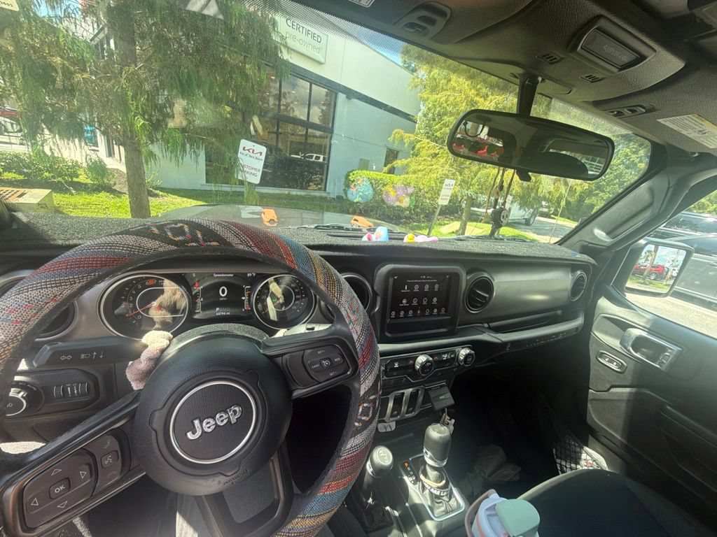 Used 2020 Jeep Wrangler Sport AWD/4WD image 13