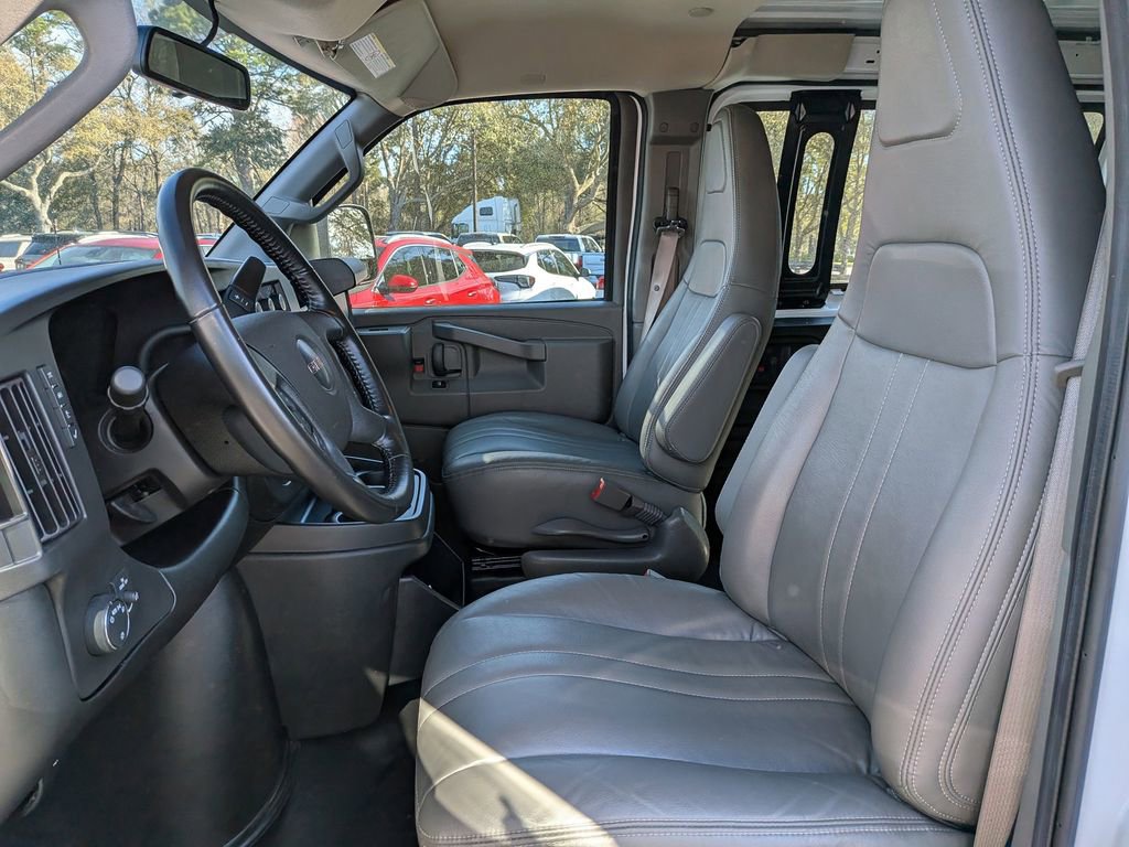 Used 2023 GMC Savana 2500 Work Van w/ Driver Convenience Package image 19