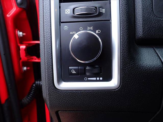 Used 2024 RAM 1500 Warlock AWD/4WD image 12