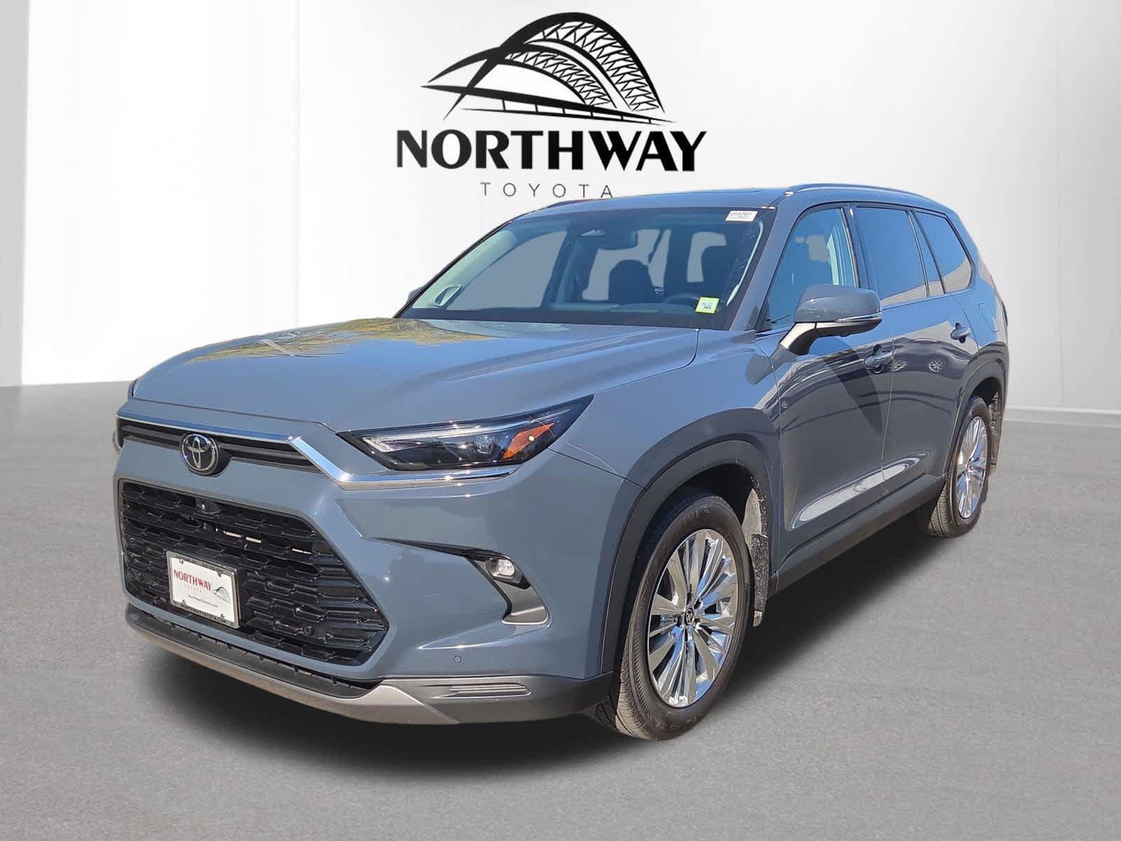 Used 2024 Toyota Grand Highlander AWD image 8