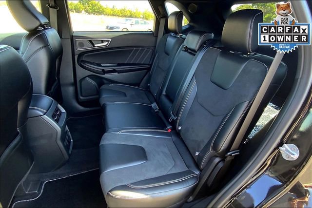 Used 2022 Ford Edge ST image 25