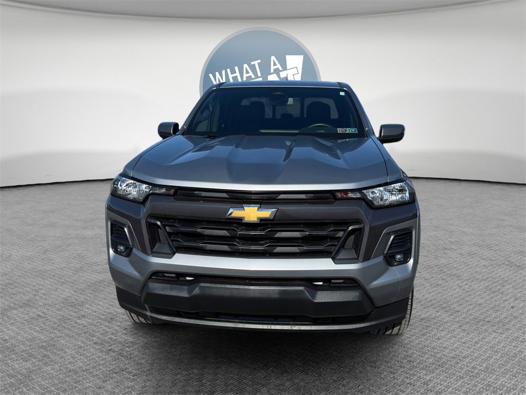 Used 2024 Chevrolet Colorado LT w/ LT Convenience Package II image 9