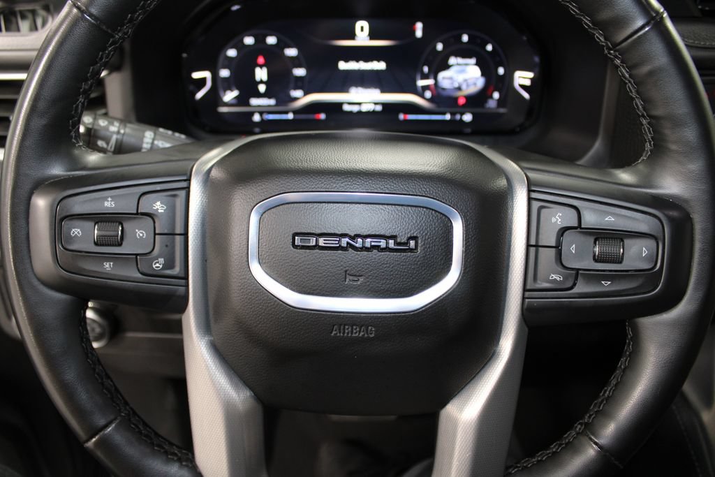 Used 2024 GMC Yukon XL Denali RWD image 40
