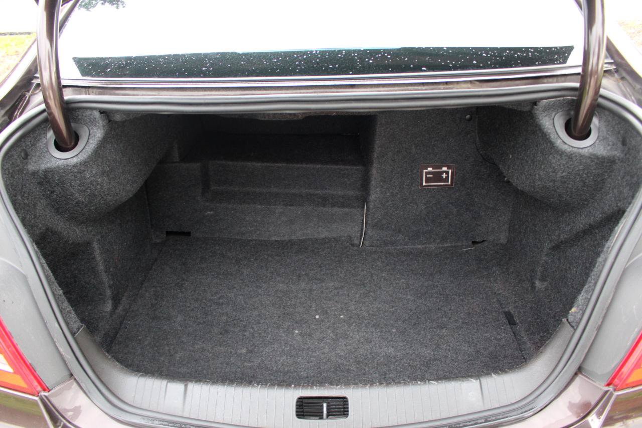 Used 2015 Buick LaCrosse Leather FWD image 41