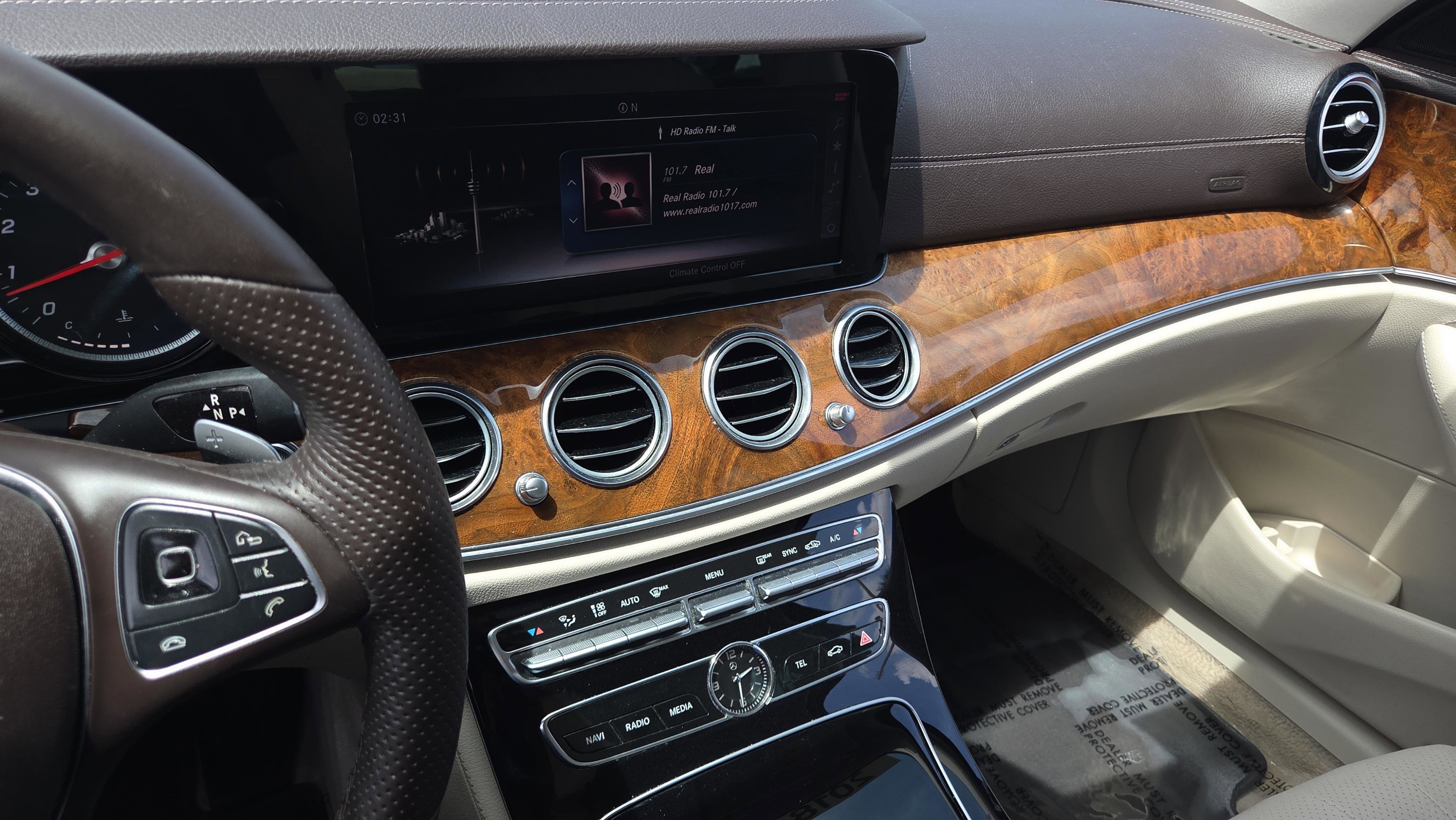 Used 2018 Mercedes-Benz E 300 image 28