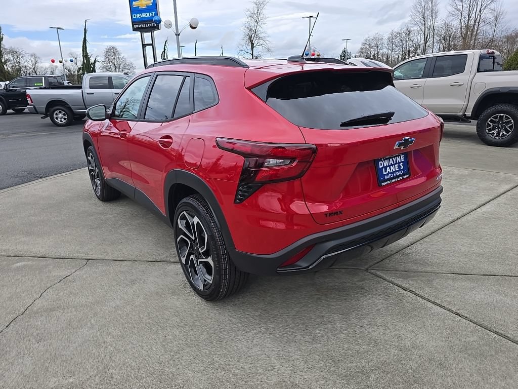 New 2026 Chevrolet Trax RS w/ Driver Confidence Package FWD image 3