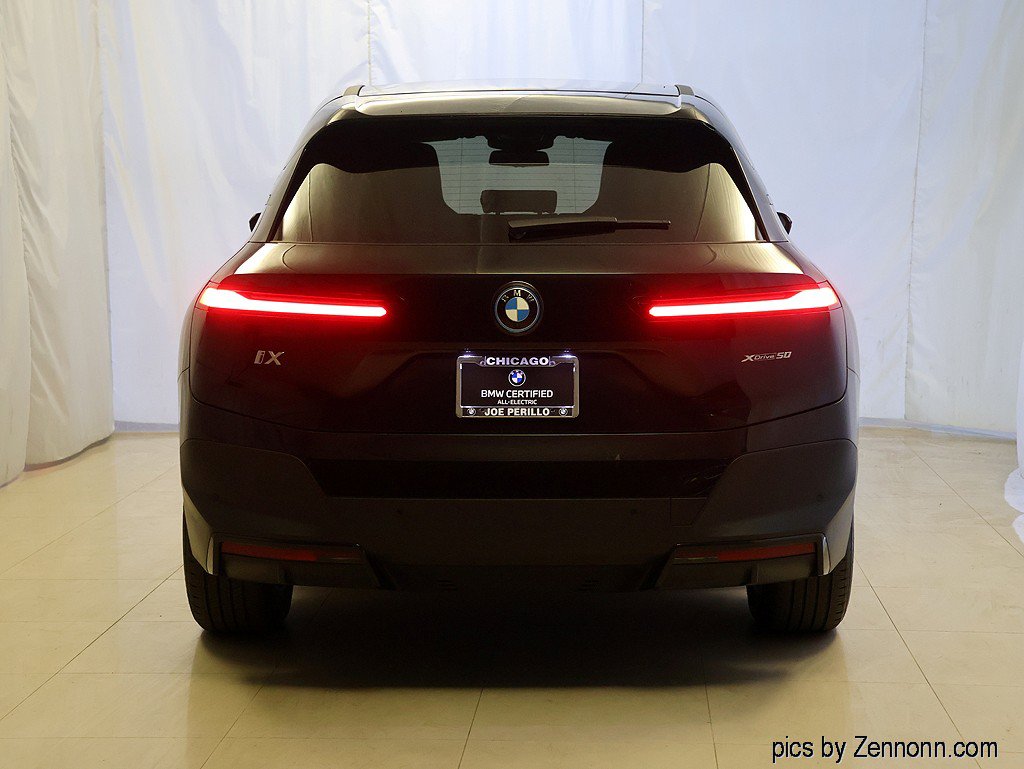 Certified 2024 BMW iX xDrive50 w/ Premium Package AWD/4WD image 8