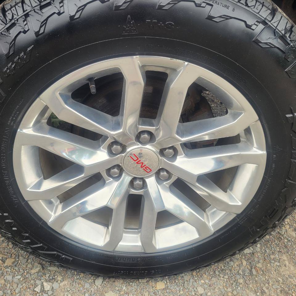 Used 2019 GMC Sierra 1500 SLT w/ SLT Premium Plus Package AWD/4WD image 49