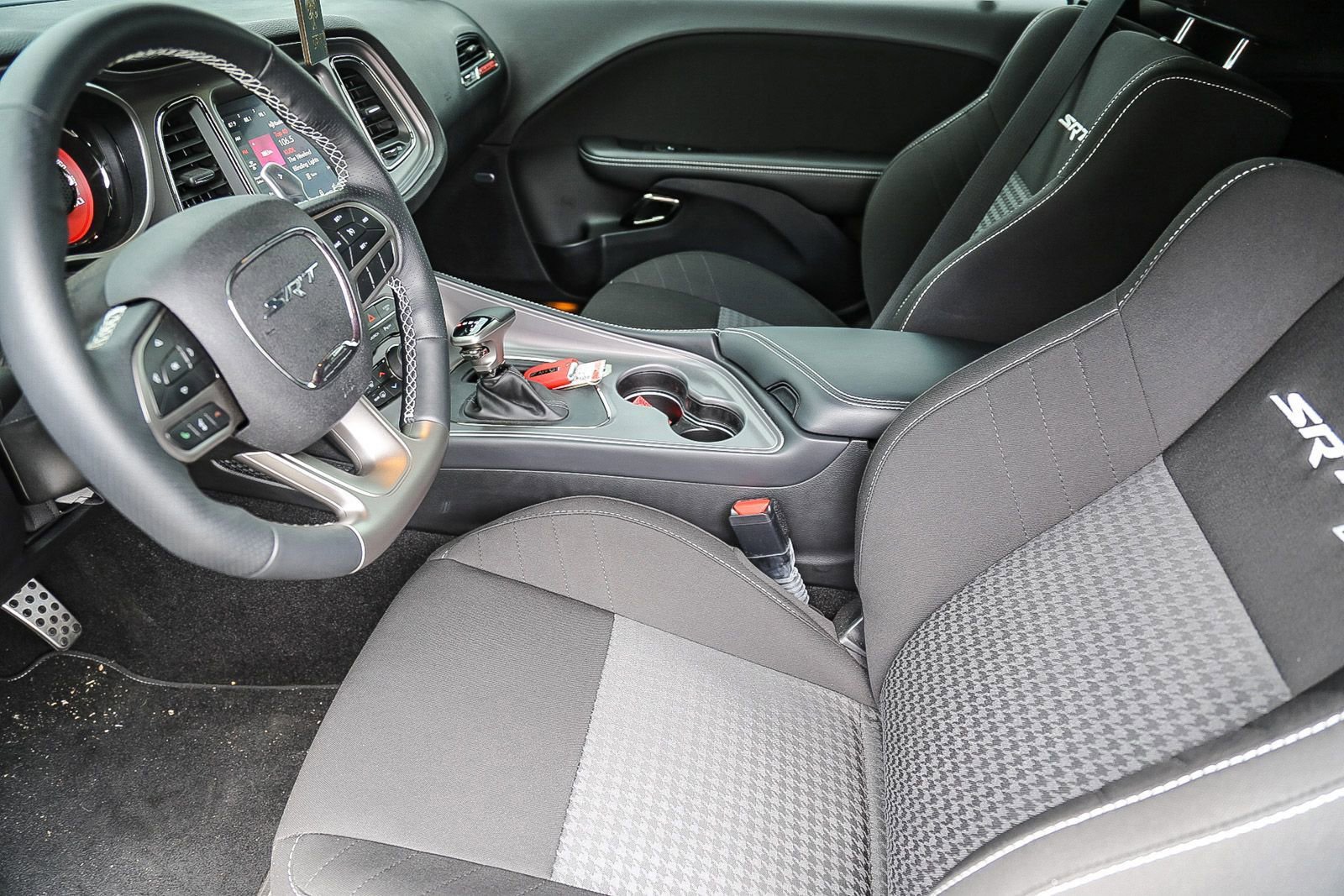 Used 2023 Dodge Challenger SRT Hellcat RWD image 5