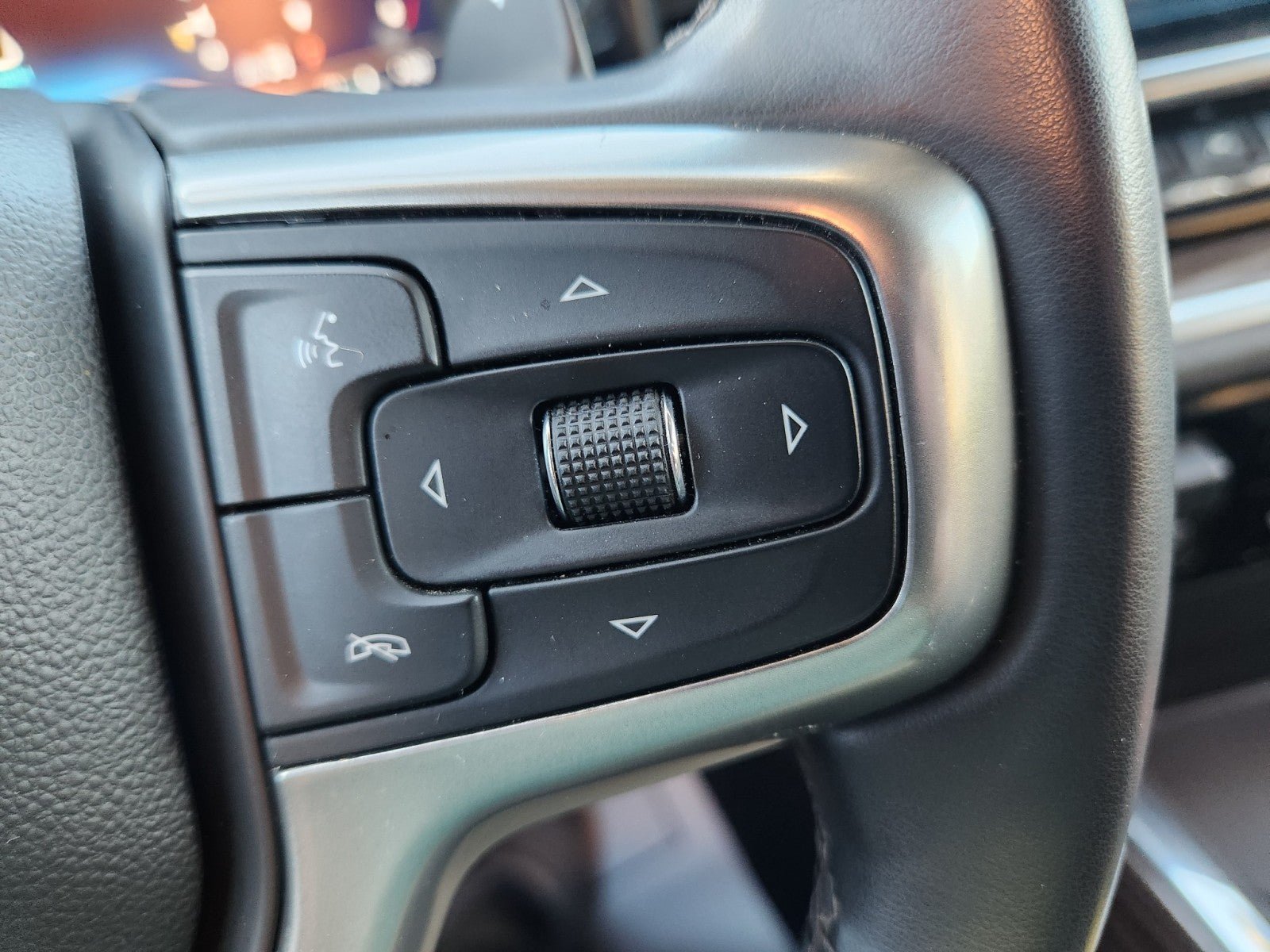 Used 2025 Chevrolet Silverado 1500 RST AWD/4WD image 42