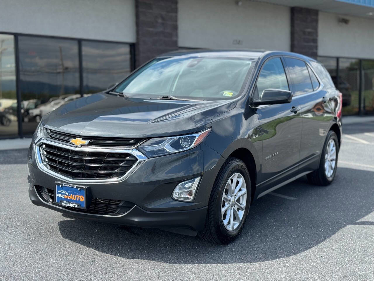 Used 2020 Chevrolet Equinox LT image 2