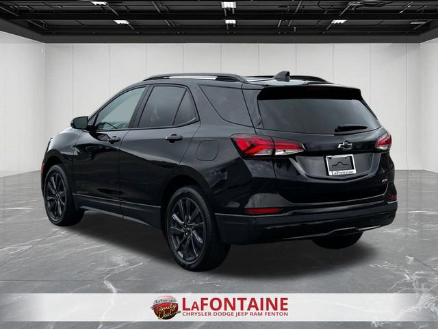 Used 2024 Chevrolet Equinox RS w/ RS Leather Package image 3