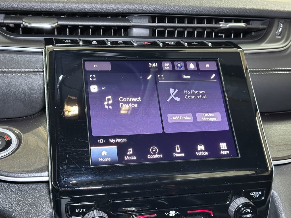 Used 2023 Jeep Grand Cherokee Laredo image 38