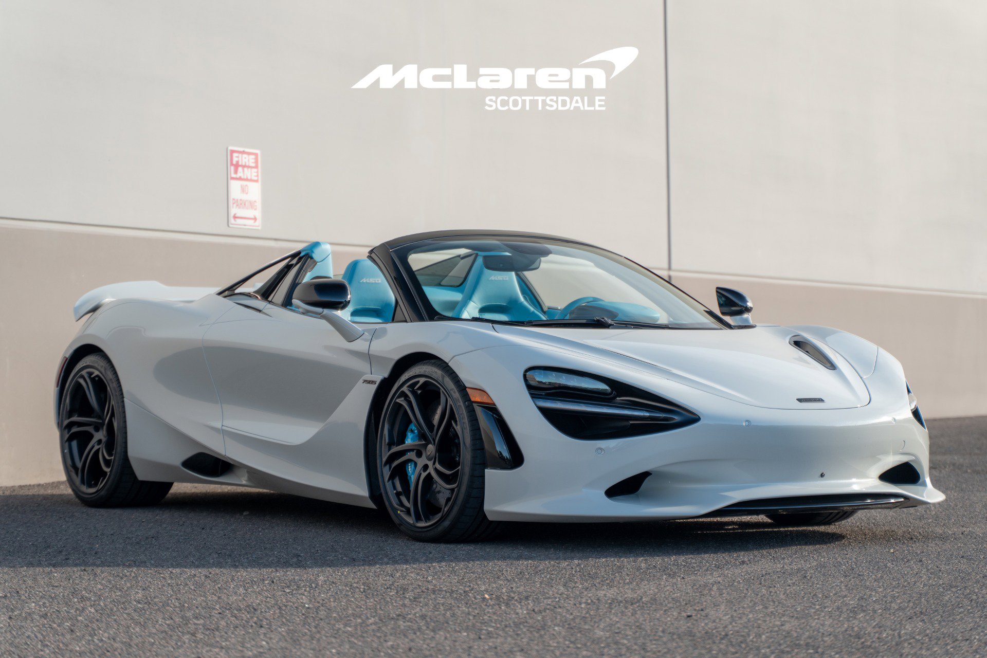 Used 2026 McLaren 750S Spider RWD image 10