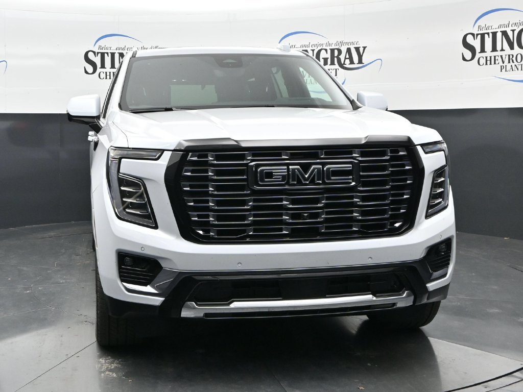 Certified 2026 GMC Yukon Denali Ultimate w/ LPO, Floor Liner Package AWD/4WD image 2