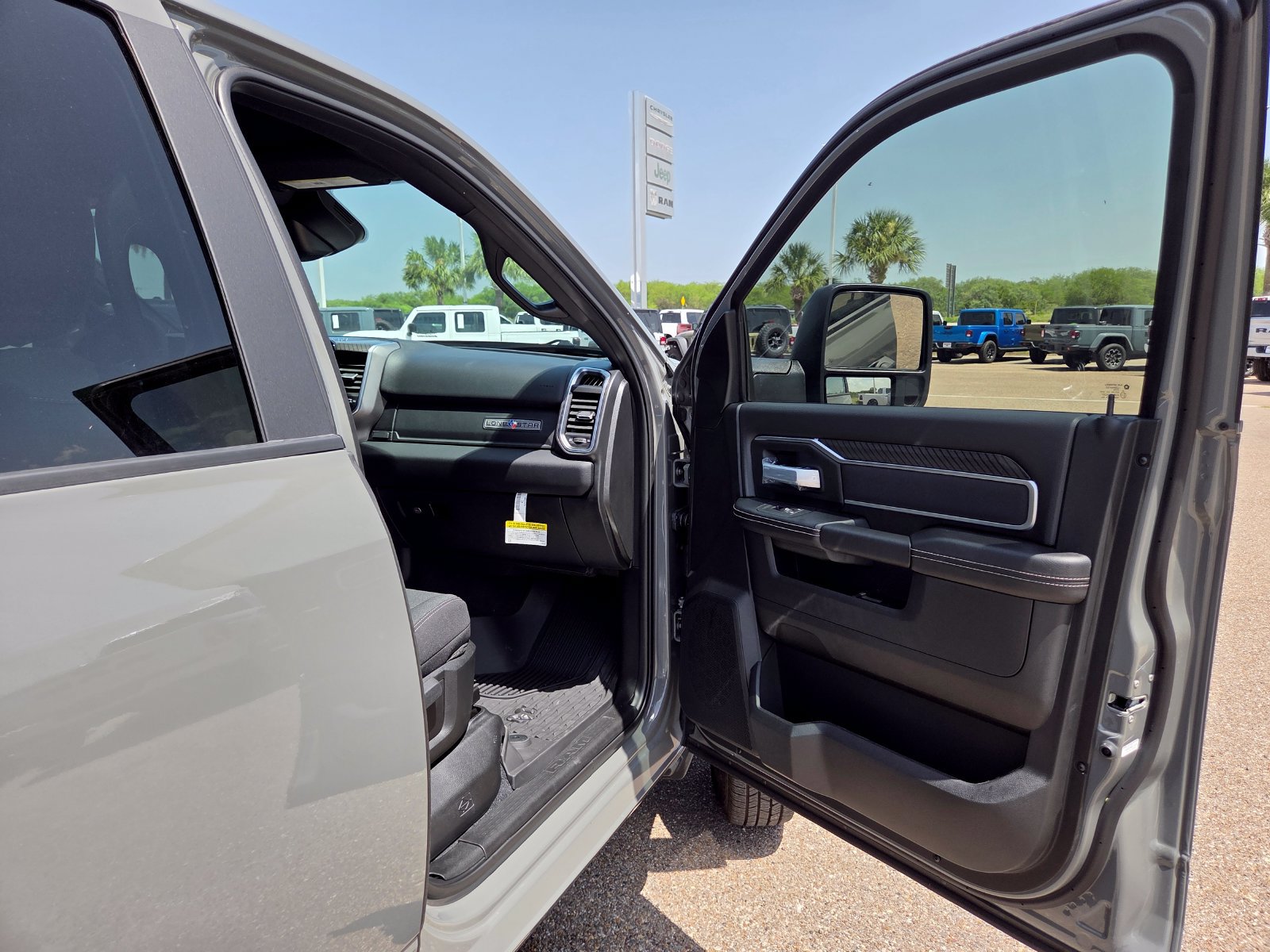 New 2026 RAM 3500 Lone Star AWD/4WD image 20
