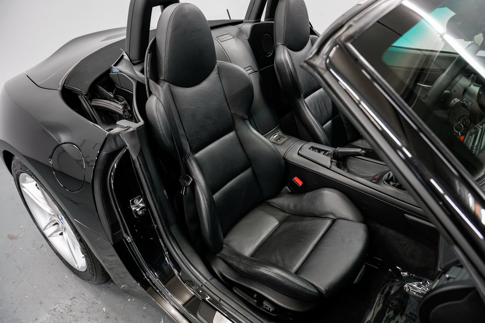 Used 2007 BMW M Roadster RWD image 23