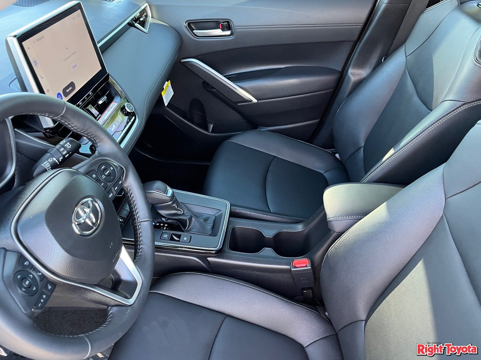 Certified 2026 Toyota Corolla Cross XLE w/ Convenience Package FWD image 21