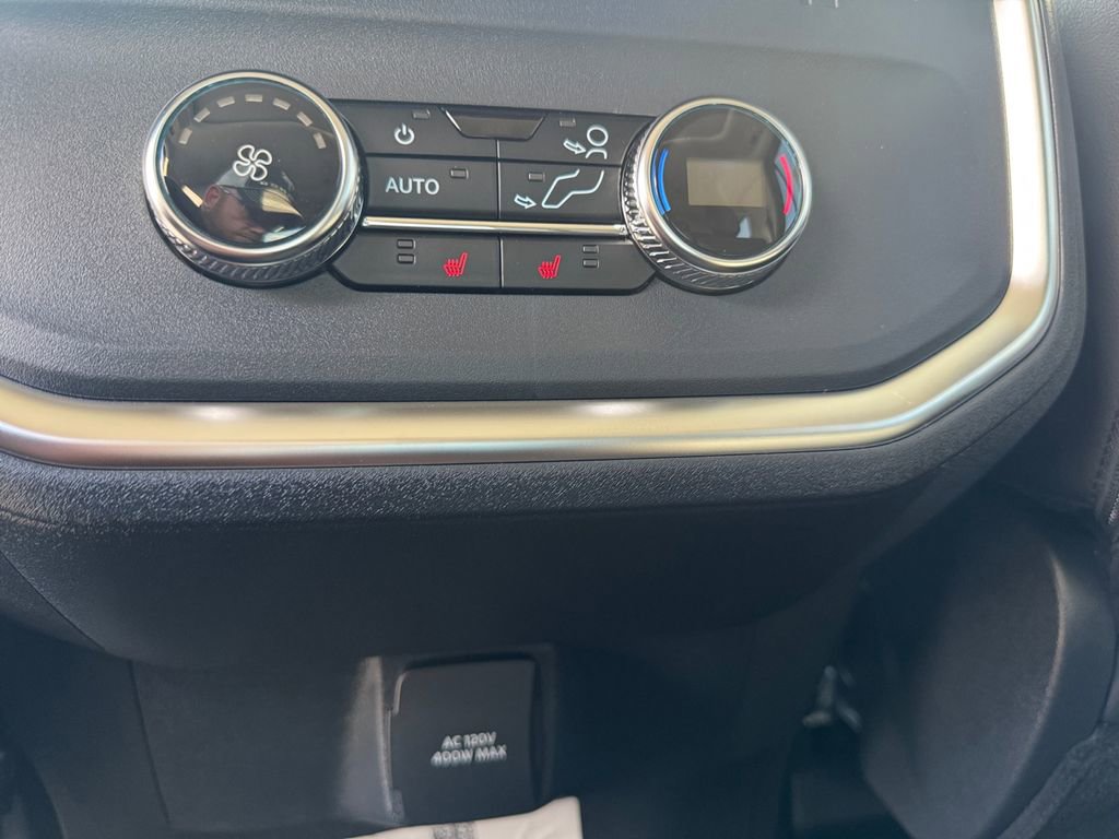 New 2026 Ford Expedition Platinum w/ Driver's Package image 21