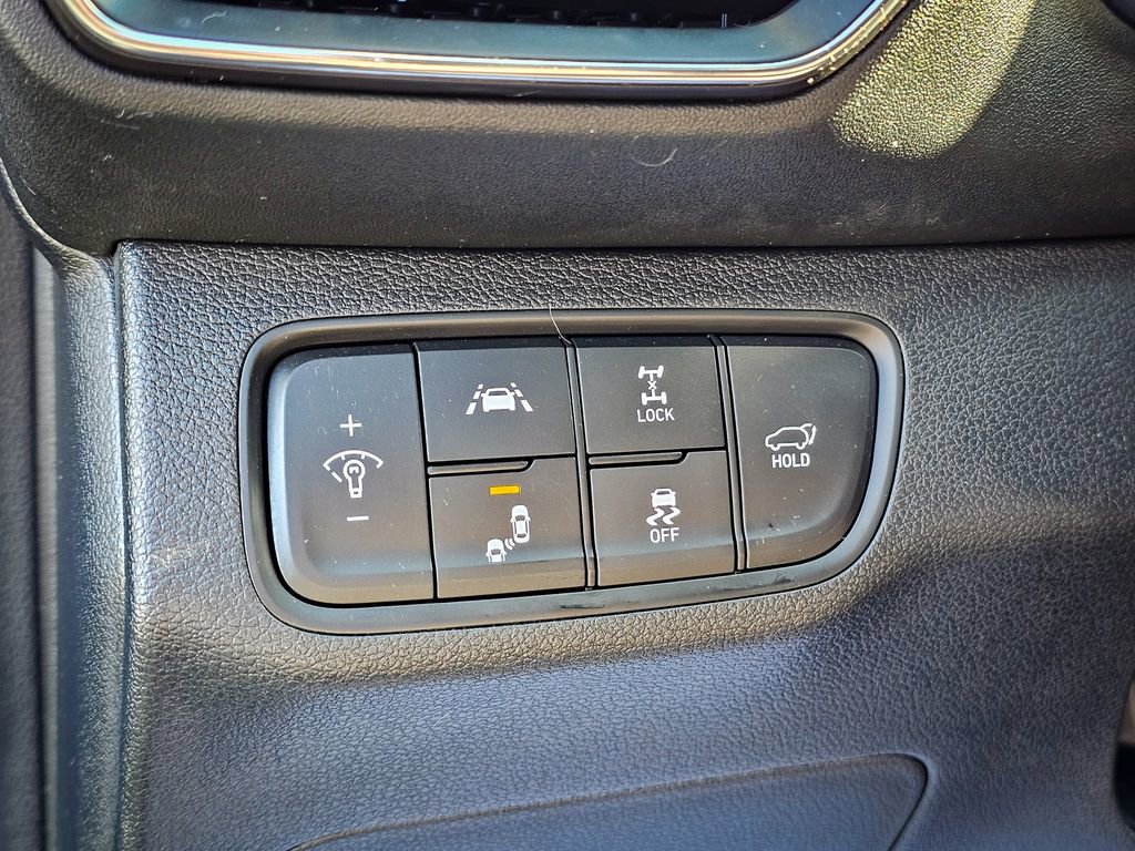 Used 2020 Hyundai Santa Fe SEL image 14