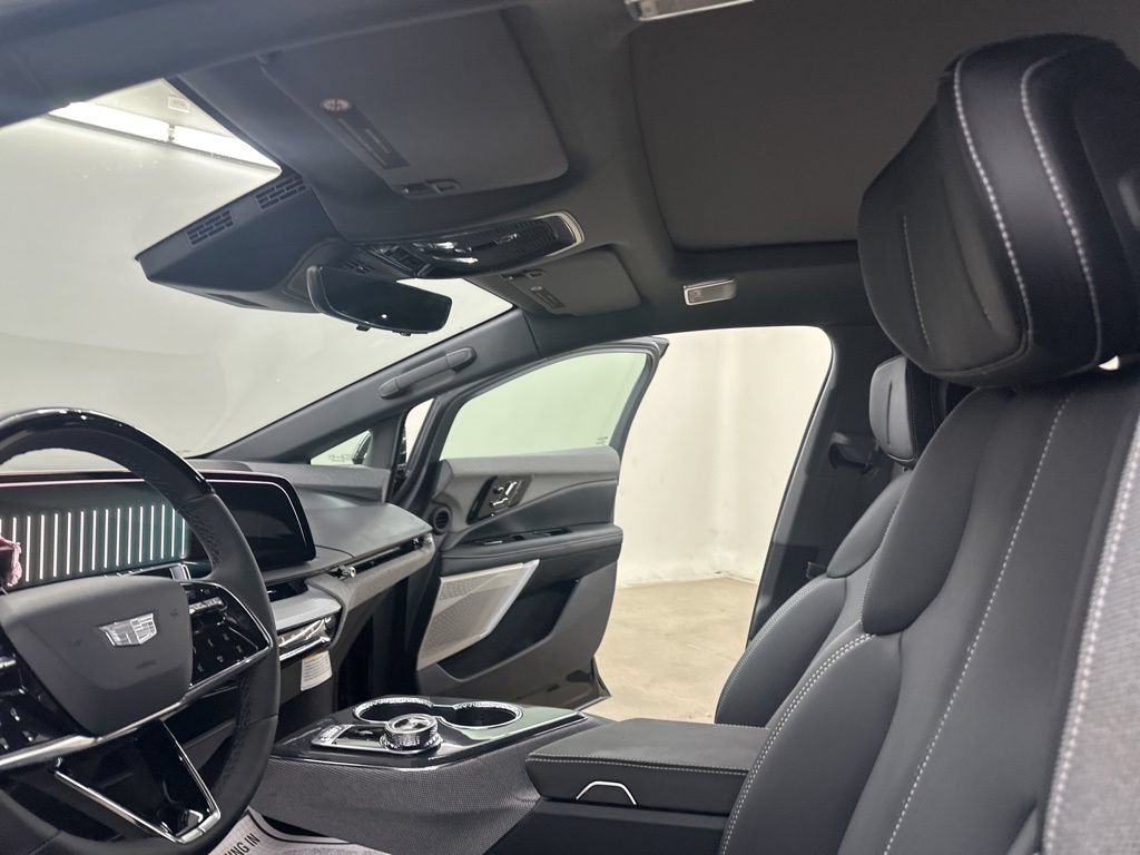 New 2026 Cadillac Optiq Sport 1 AWD/4WD image 30