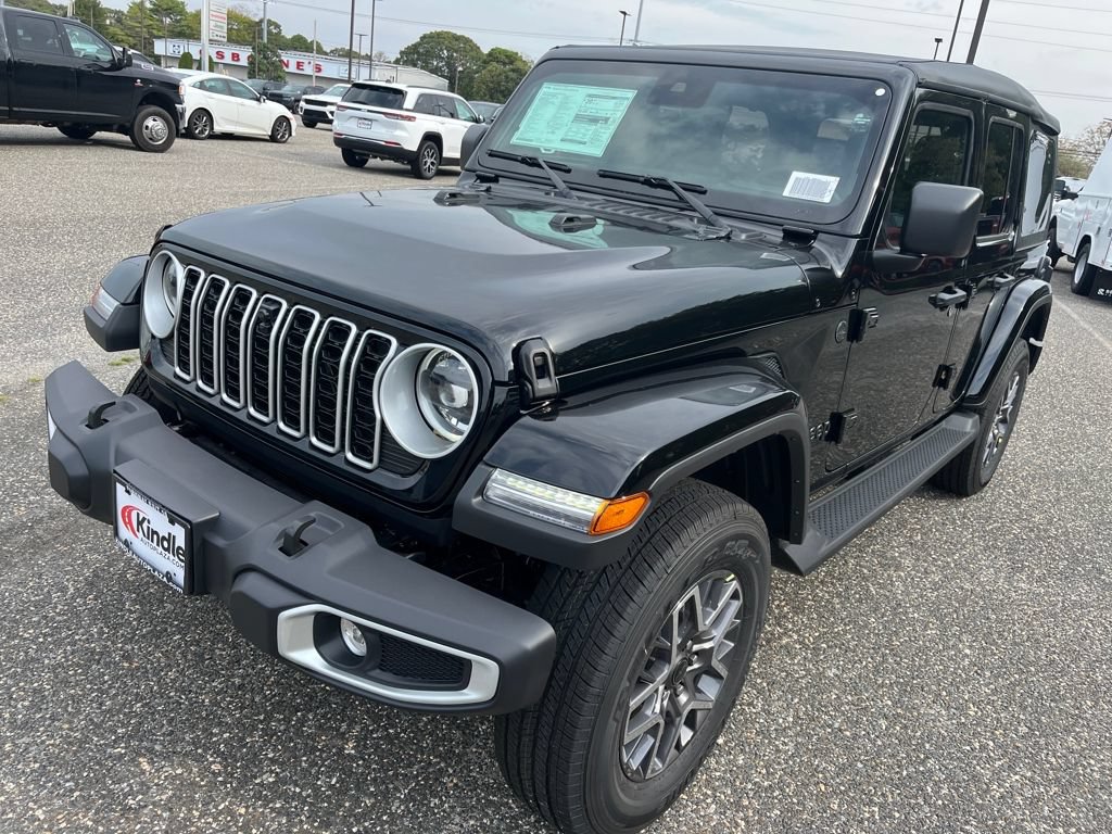 New 2025 Jeep Wrangler Unlimited Sahara AWD/4WD image 6