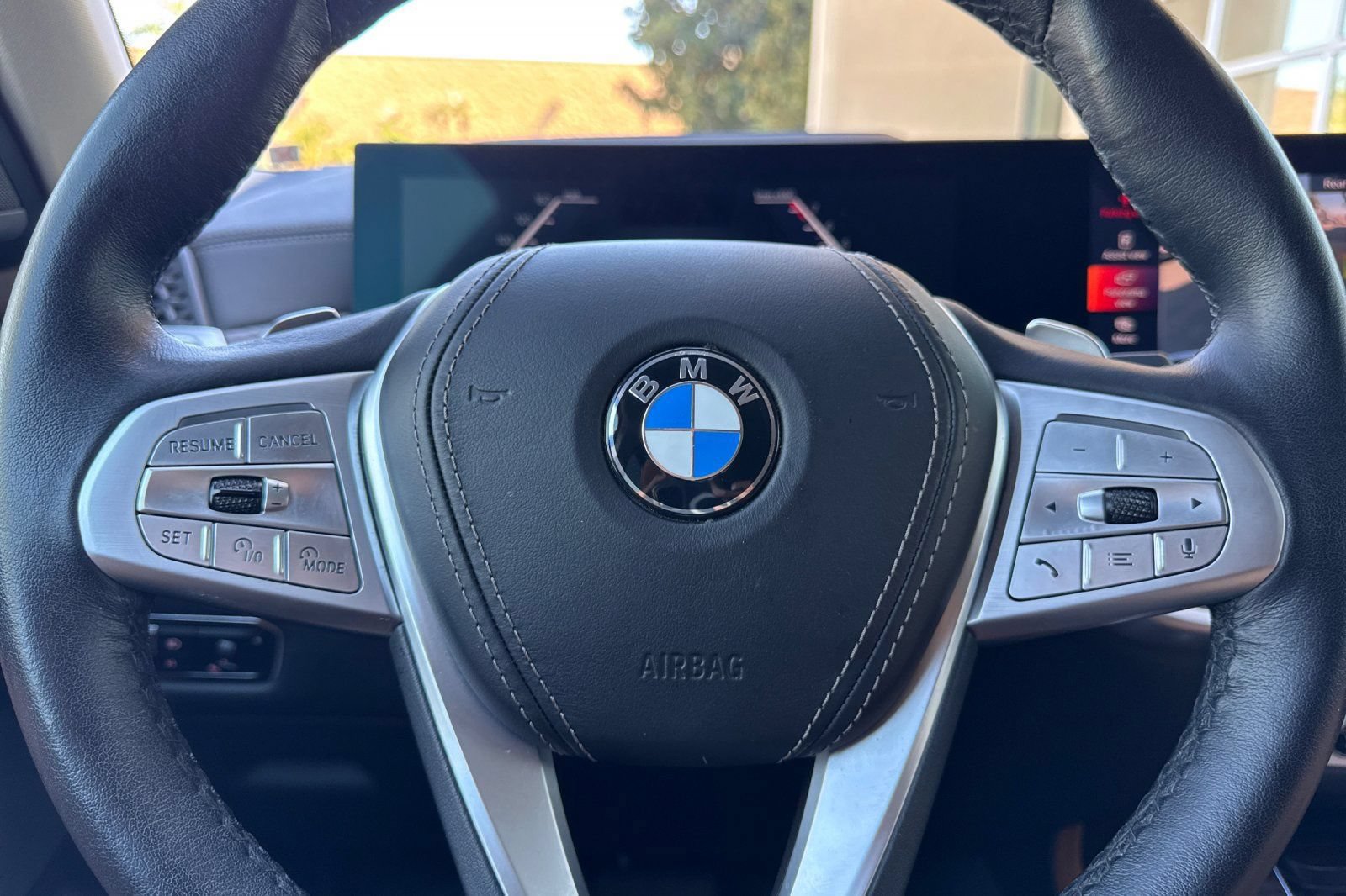 Used 2023 BMW X7 xDrive40i w/ Executive Package AWD/4WD image 25