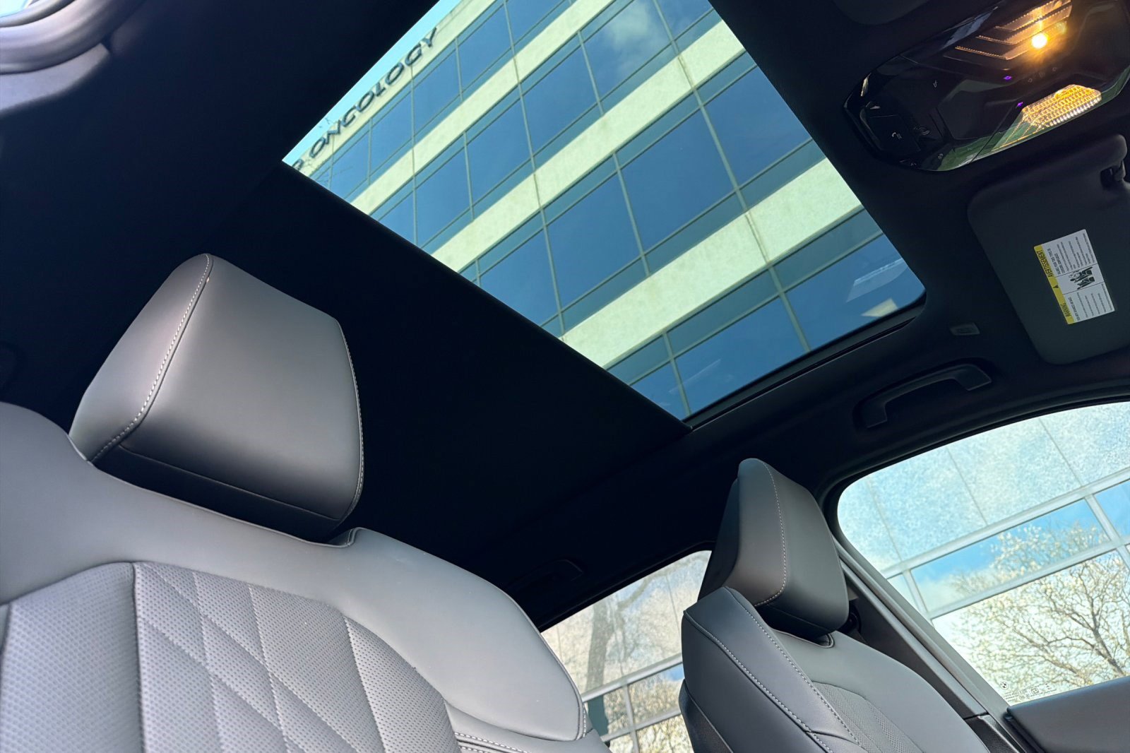 Used 2025 BMW X3 xDrive30i w/ Premium Package image 21