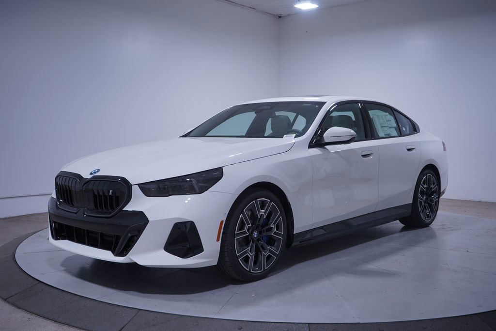 New 2026 BMW i5 eDrive40 w/ M Sport Package