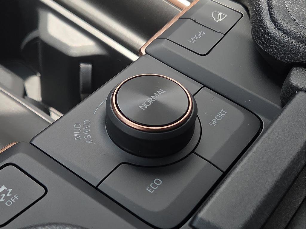 New 2026 Toyota Grand Highlander AWD Hybrid image 22